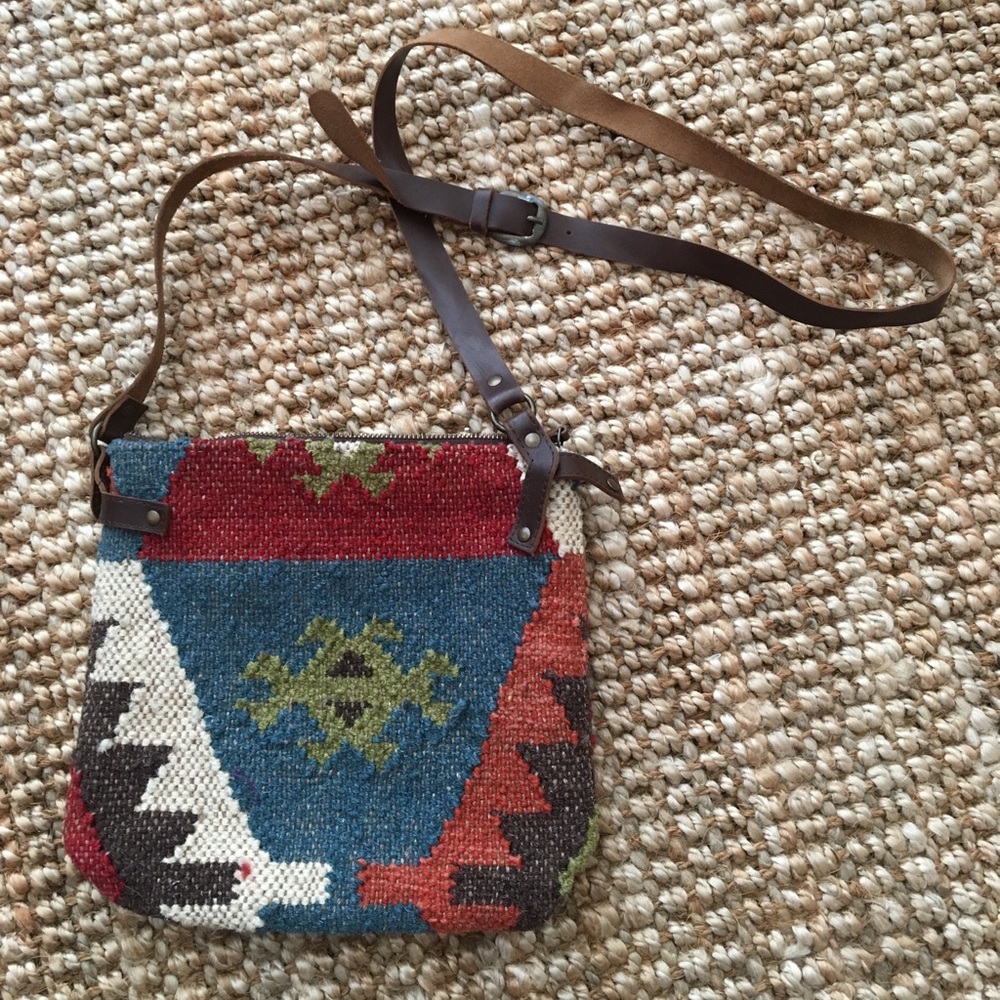 Aztec print small purse